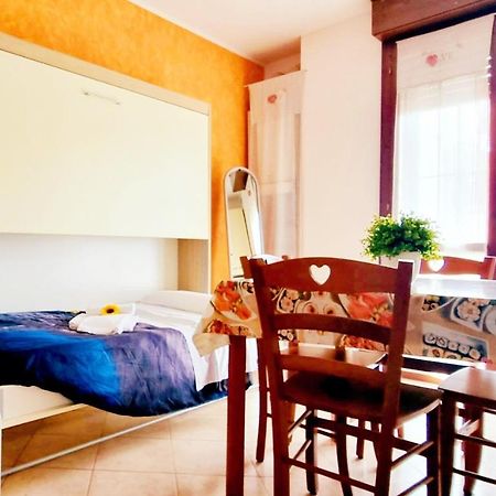Guest Holiday Filangieri 1 Reggio Emilia Exterior photo
