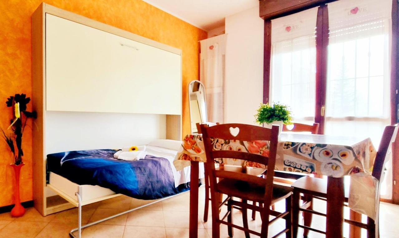Guest Holiday Filangieri 1 Reggio Emilia Exterior photo